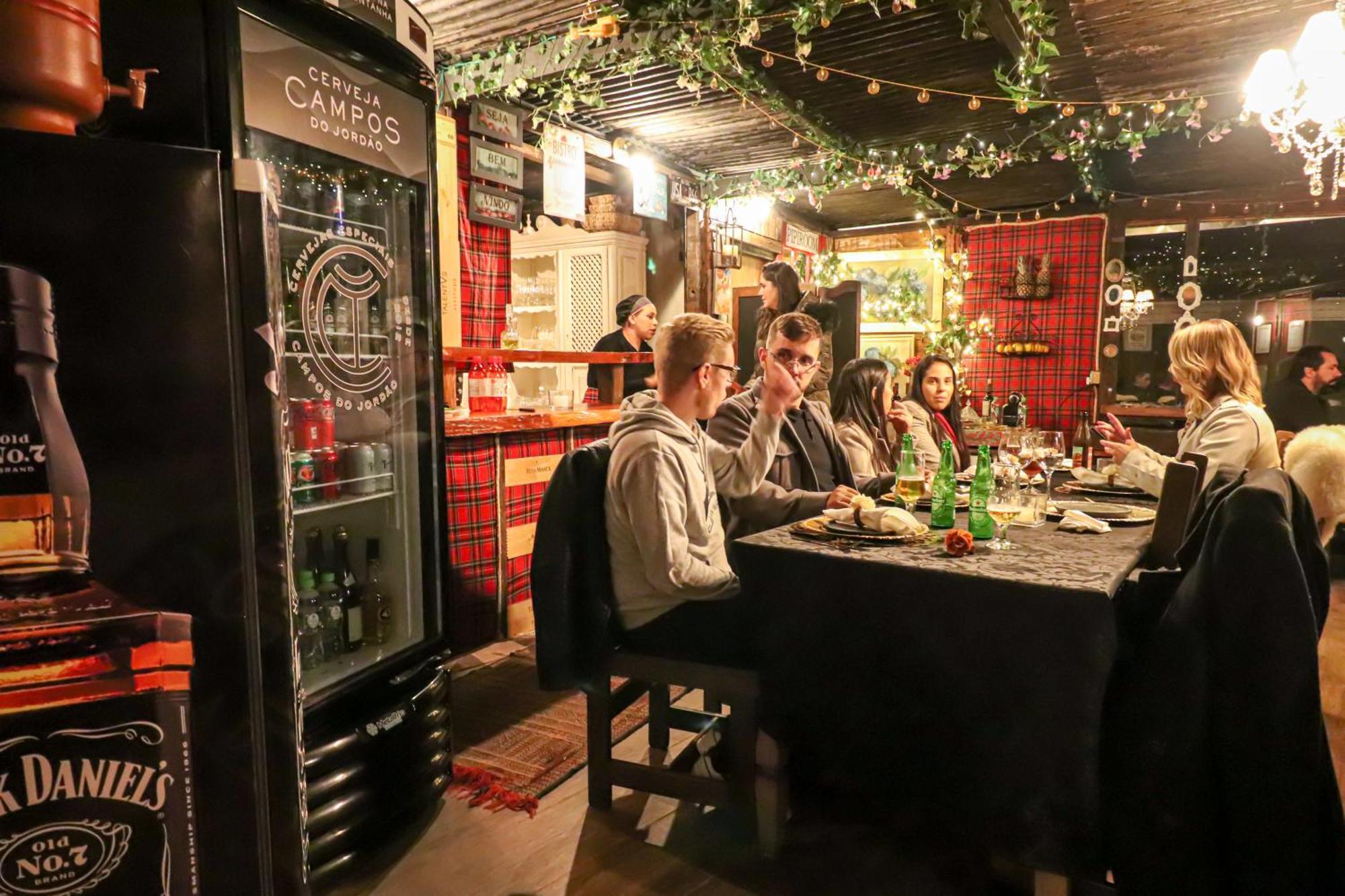 Pousada Campos Do Jordao Suites Экстерьер фото